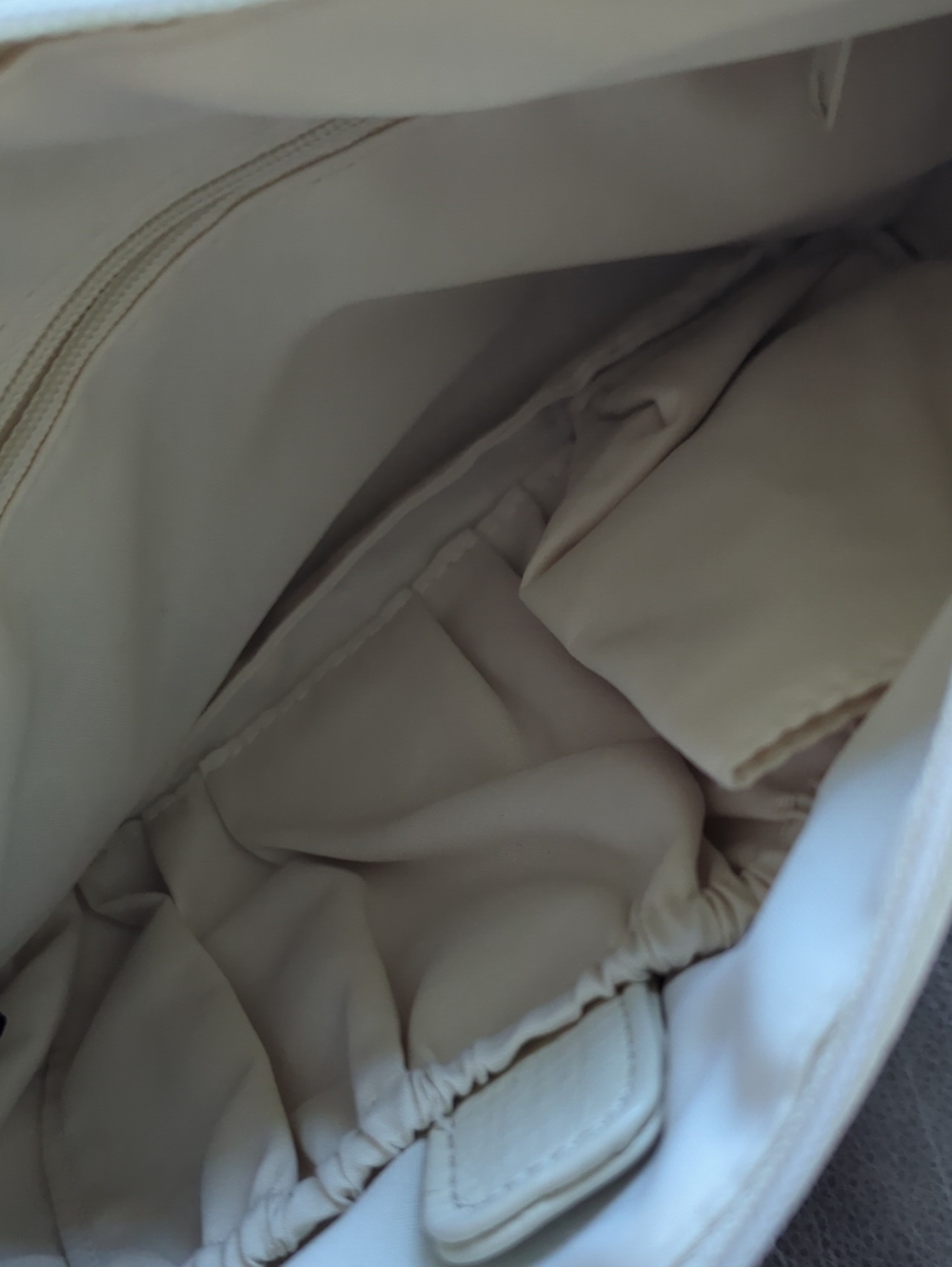 Stone Mountain Accessories Cream Shoulder Bag with Gold Hardware - Picture 8 of 8